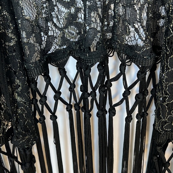 Forever 21 Medium Black/Gold Lacy Kimono - Picture 4 of 11